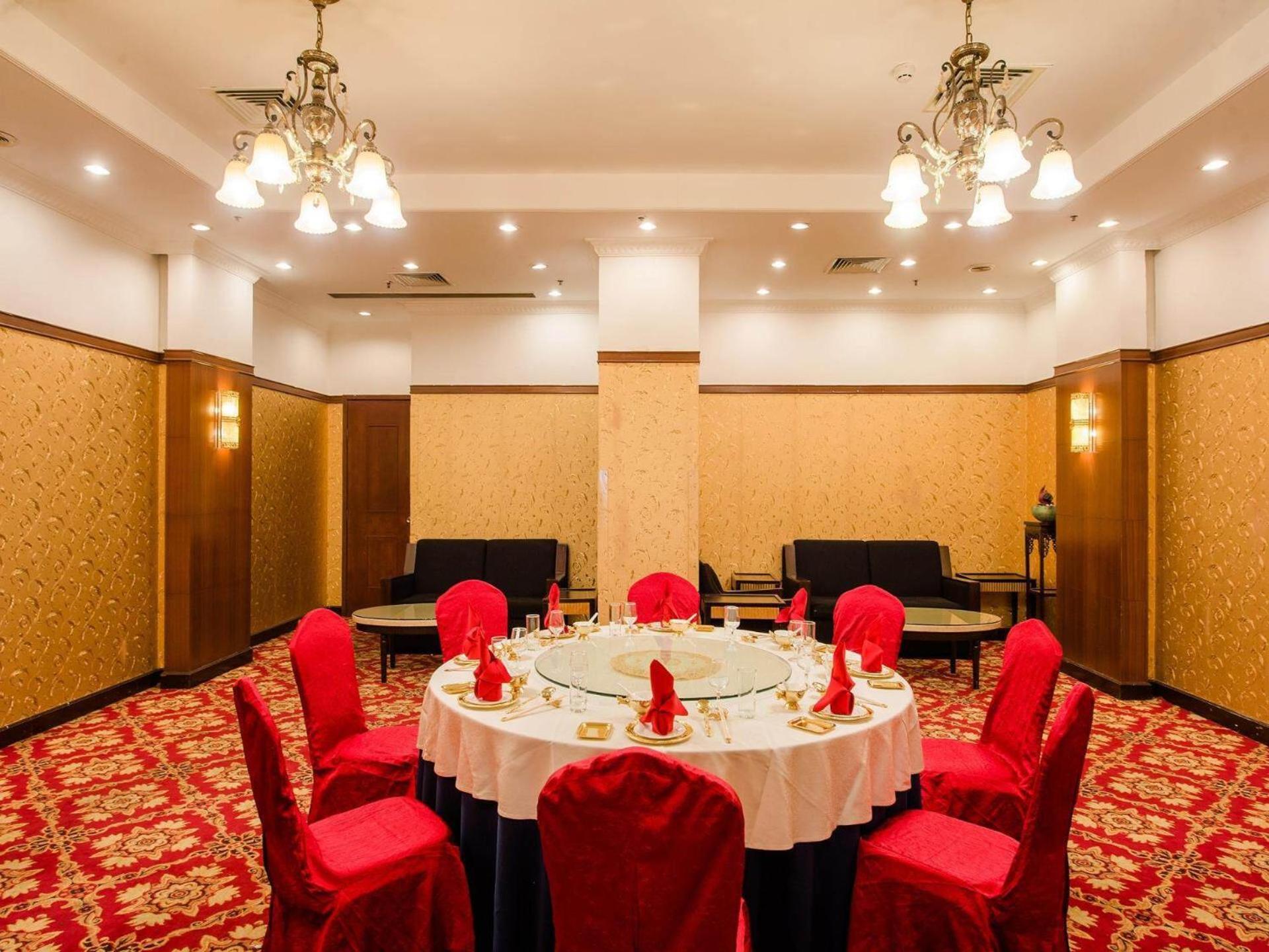 Park Inn By Radisson Shanghai Downtown Exterior photo
